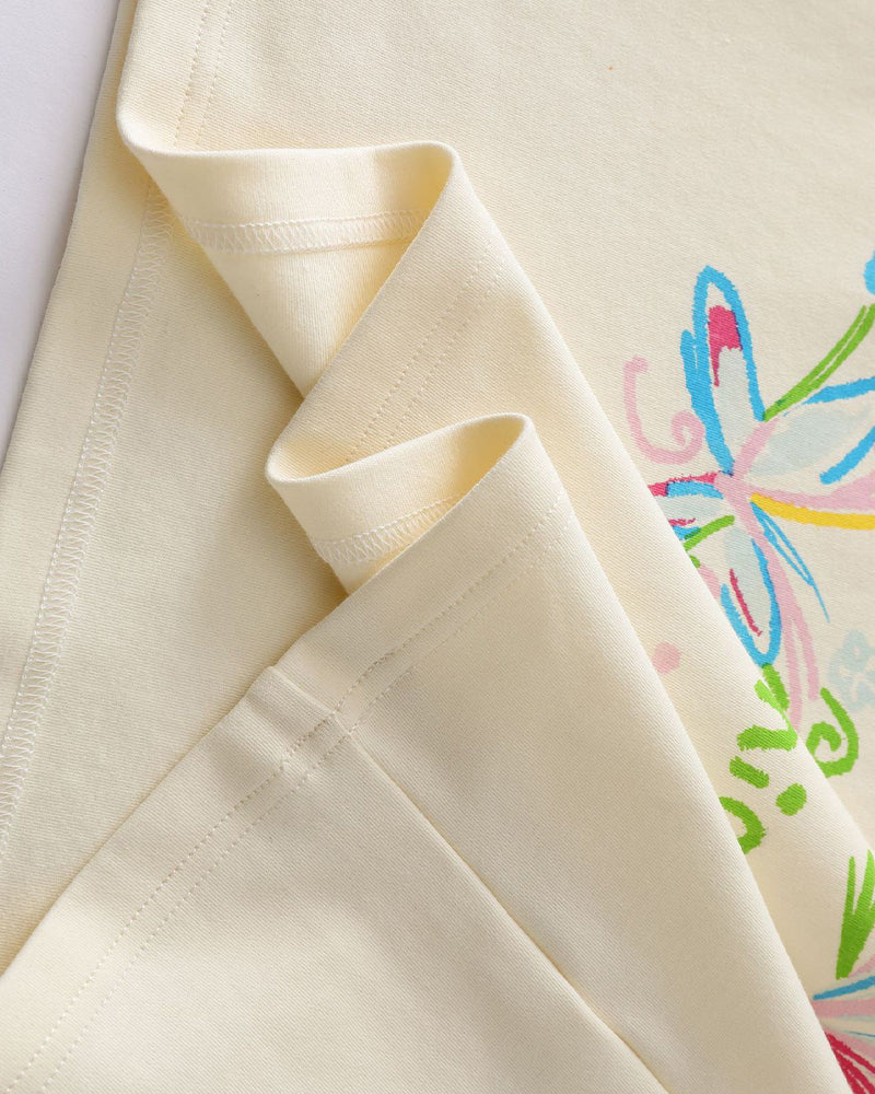 Fun pattern short sleeves