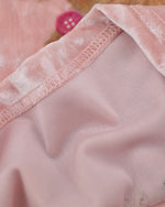 かわいい子犬の長袖