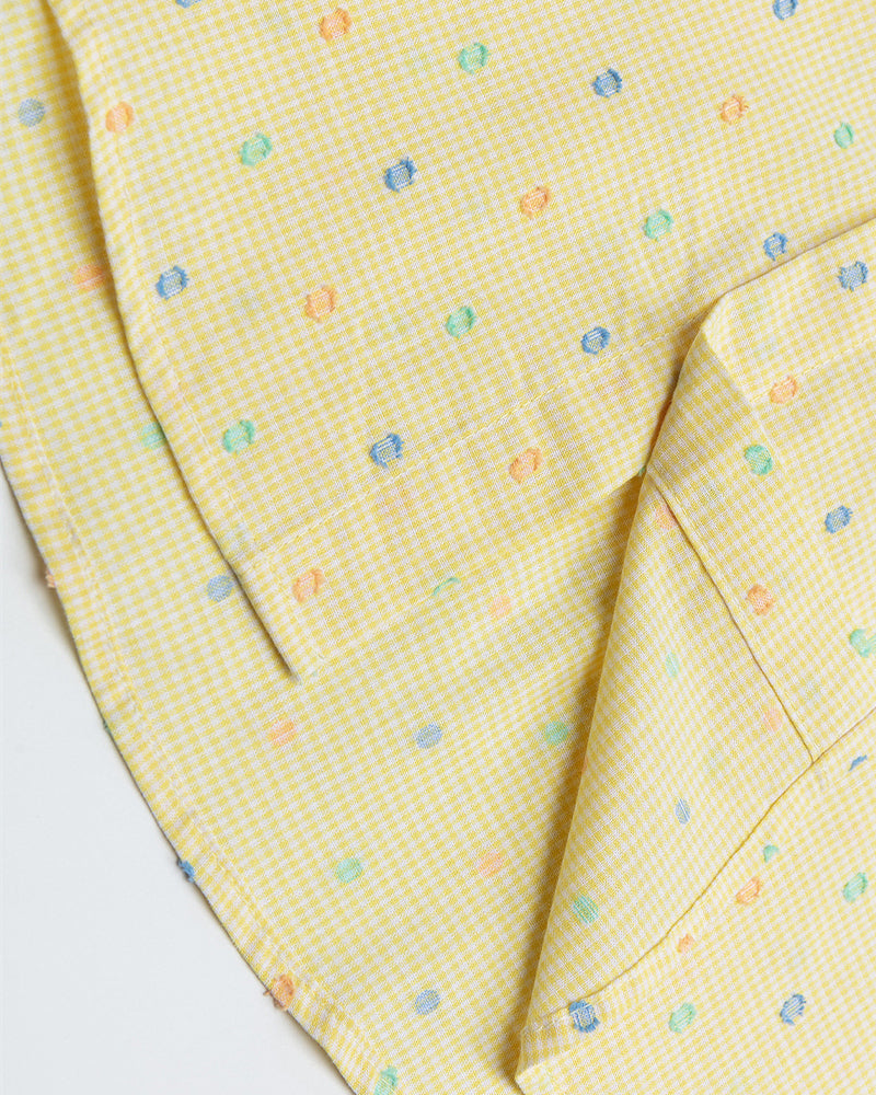 かわいいカラフルな半袖シャツ