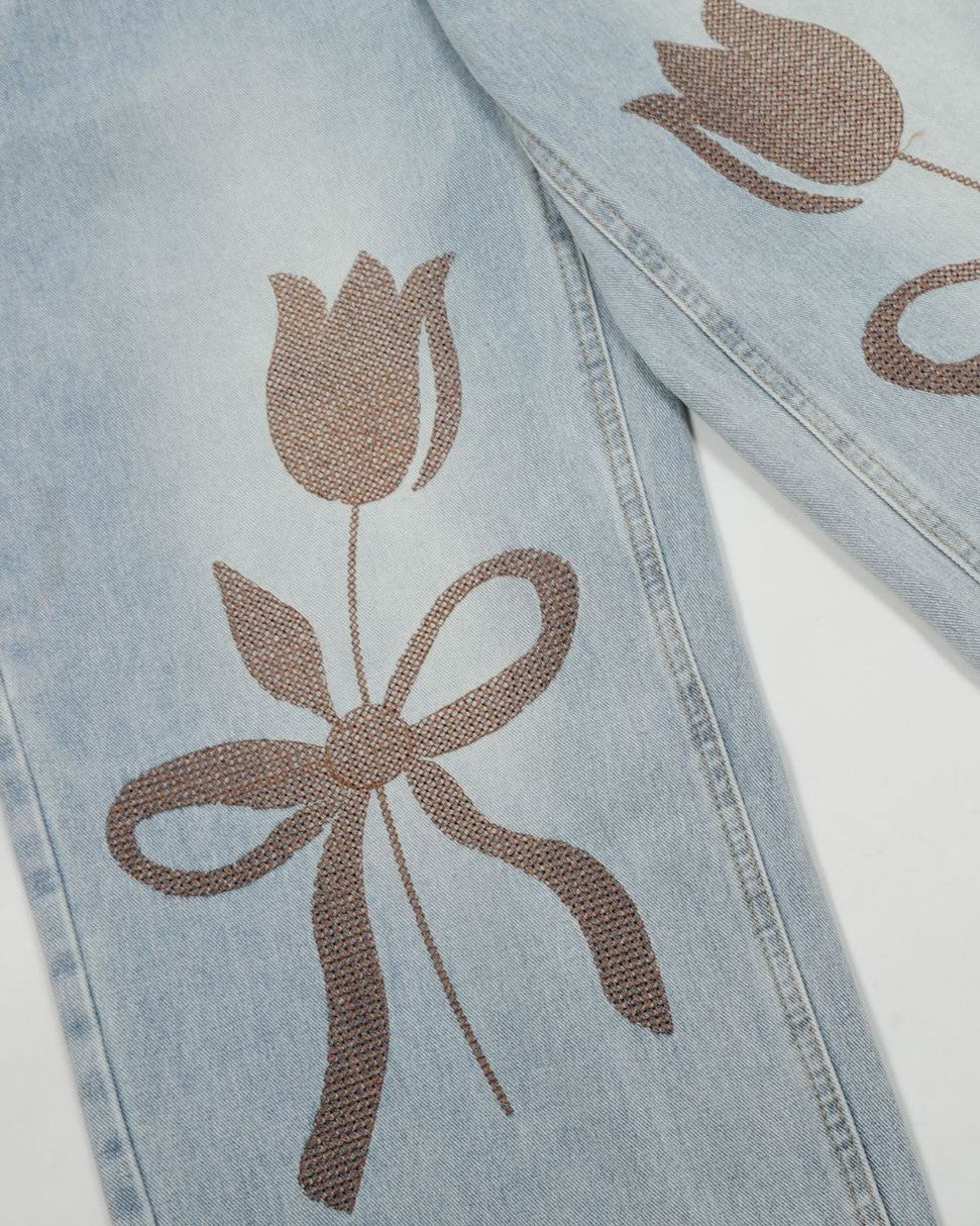 かわいい花柄ジーンズ