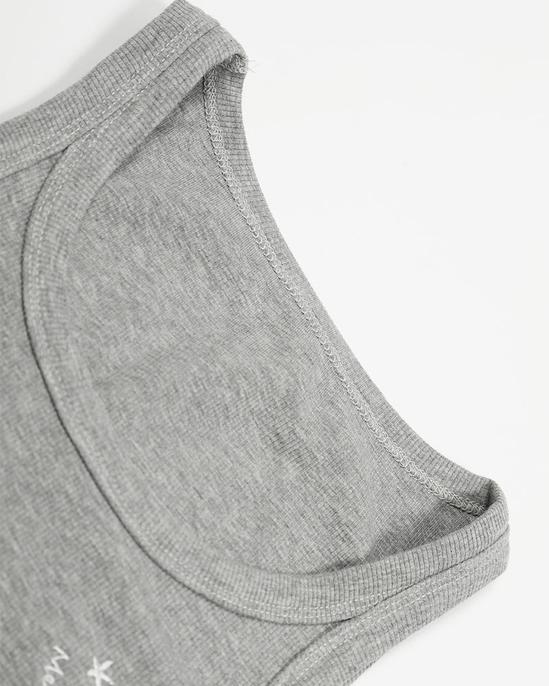 レトロな個性的なベスト