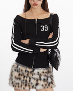 ワンショルダーのセクシーなスウェットシャツ