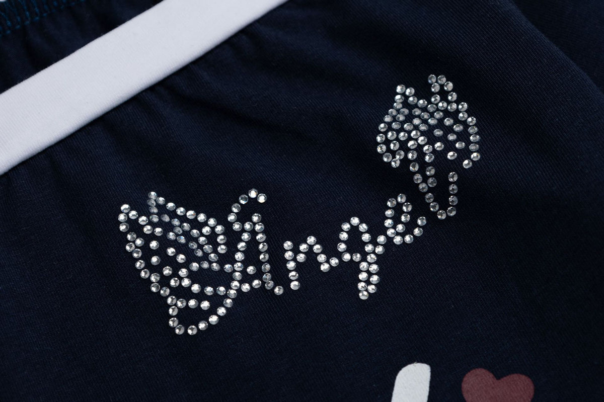 シンプルなデザインの半袖