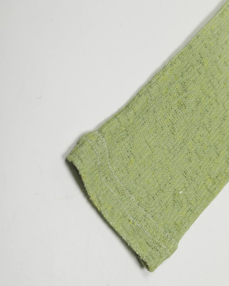 レトロなデザインの長袖