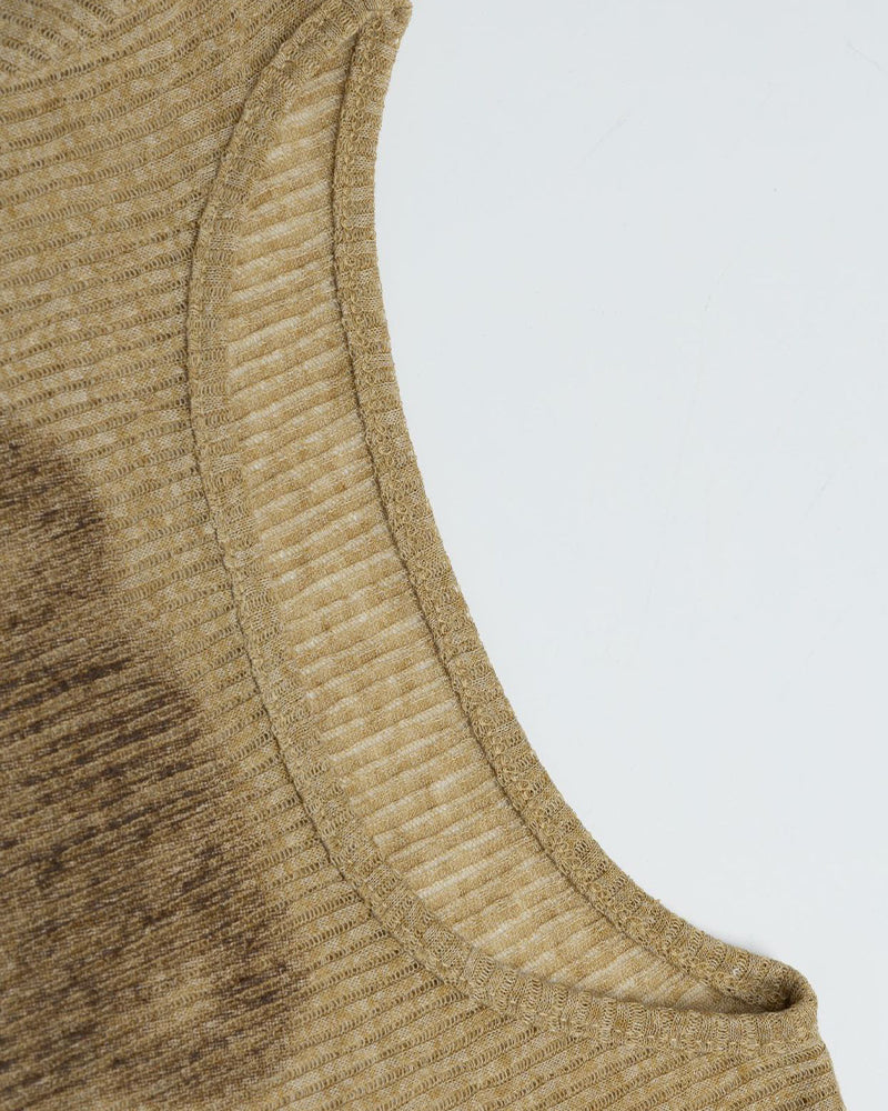 シンプルなスリムな半袖