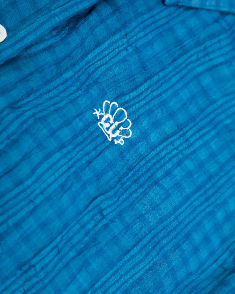 シンプルなゆったりチェックシャツ