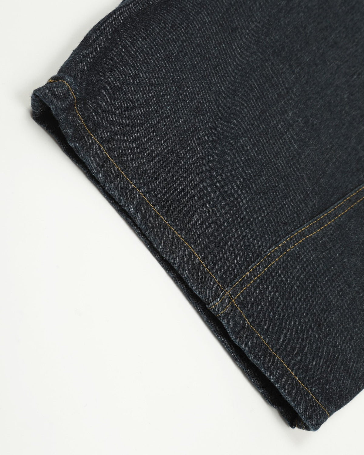 Distressed washed straight-leg pants