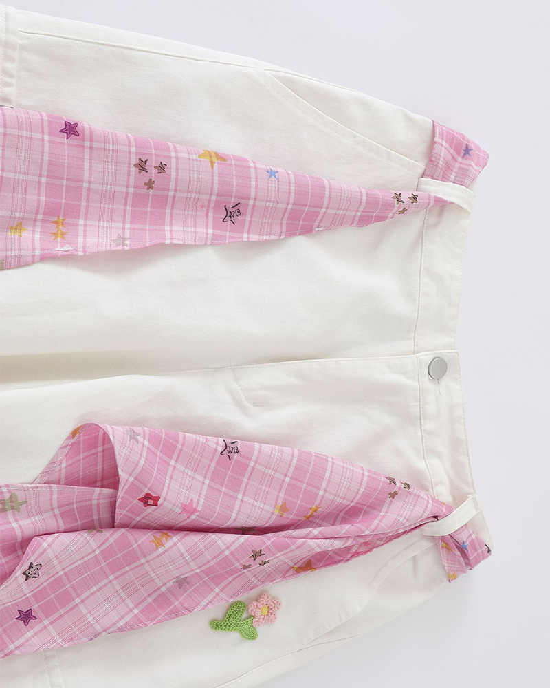 カジュアルな花柄ワイドレッグパンツ