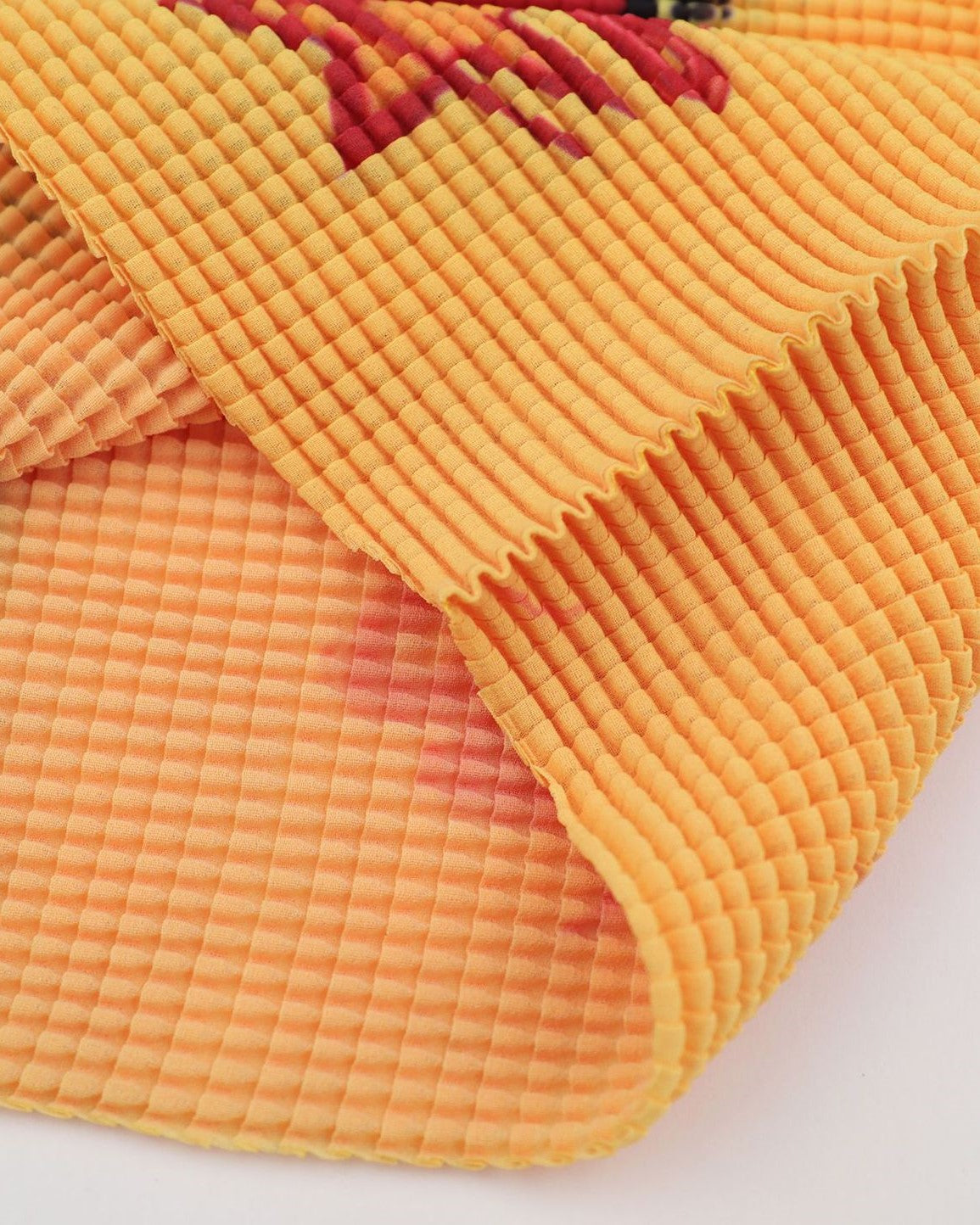 レトロなホットガールの半袖