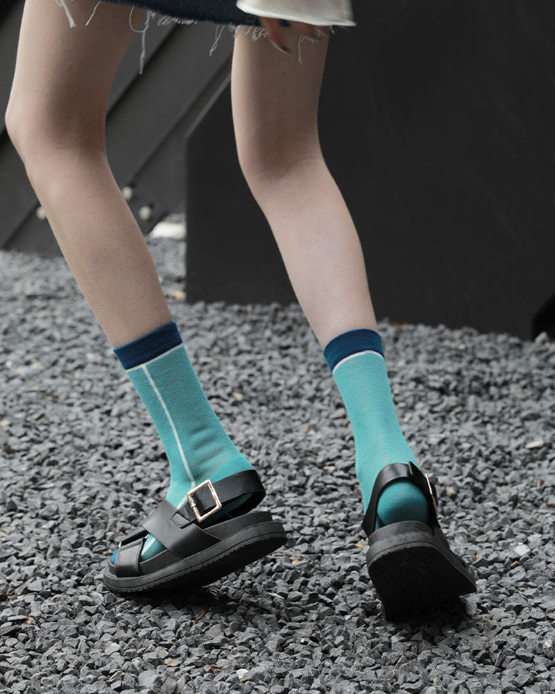 シンプルなオールマッチソックス