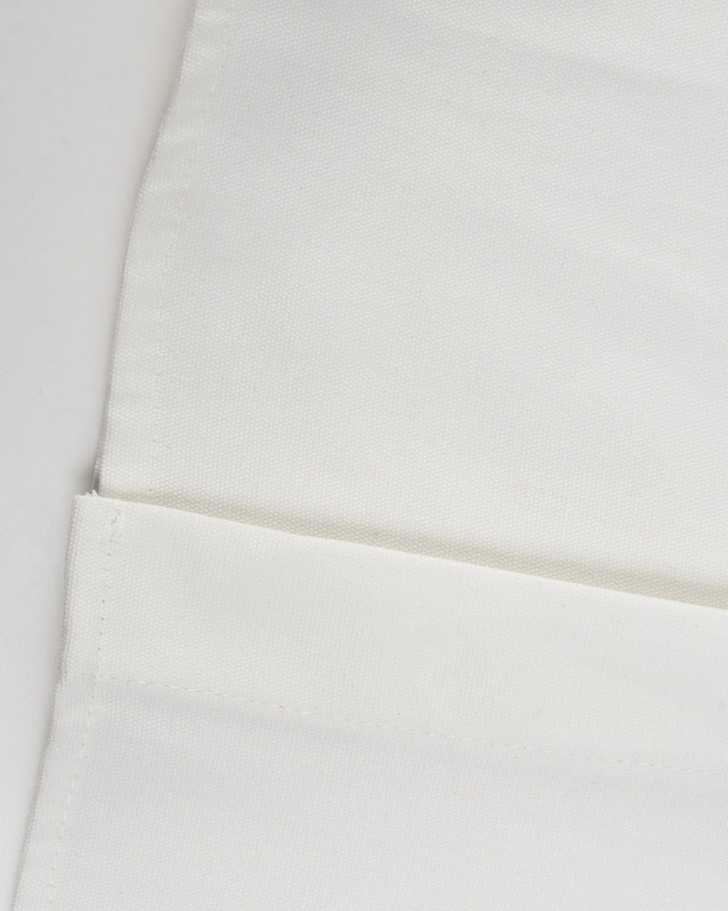 レトロなシンプルな長袖シャツ