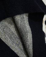 刺繍入りコントラストストライプセーター