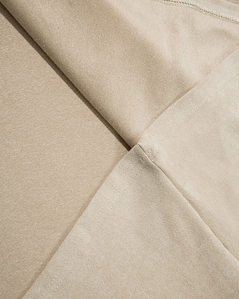 ゆったりとしたクルーネックベスト