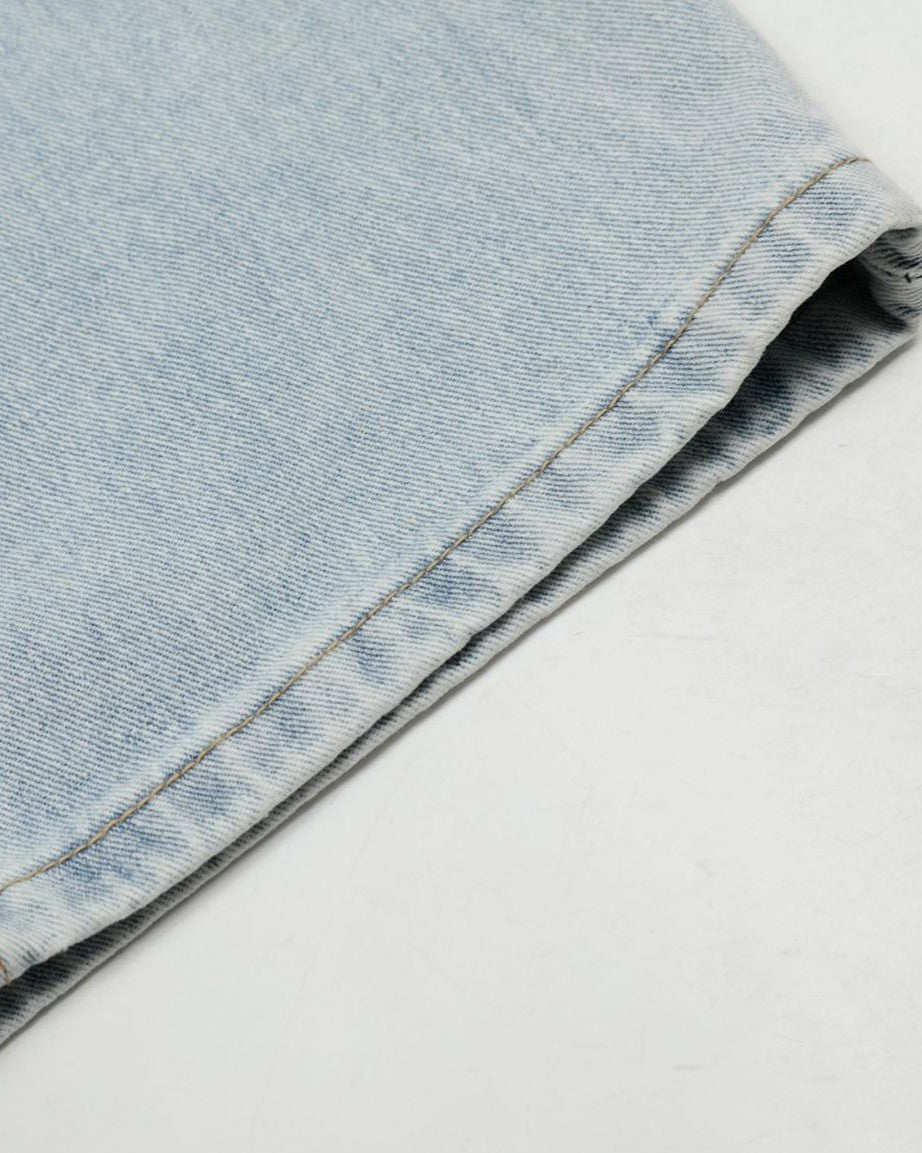 かわいい花柄ジーンズ