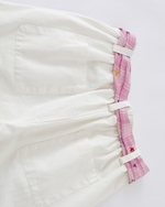 カジュアルな花柄ワイドレッグパンツ