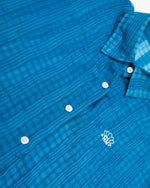 シンプルなゆったりチェックシャツ