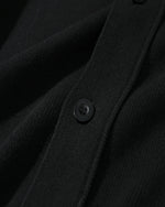 カジュアルなルーズニットジャケット