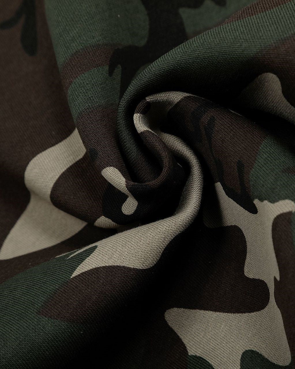 迷彩フード付きスウェットシャツ