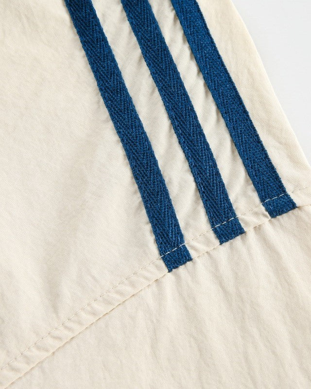 レトロプリントのスポーツスウェットシャツ