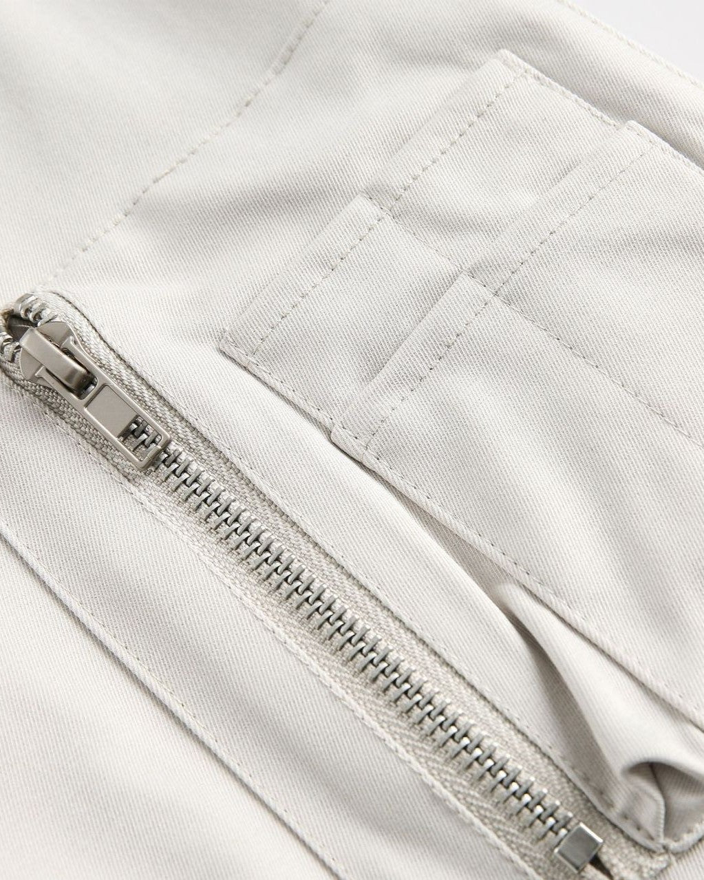 ヴィンテージウォッシュ加工のヘビーフードジャケット