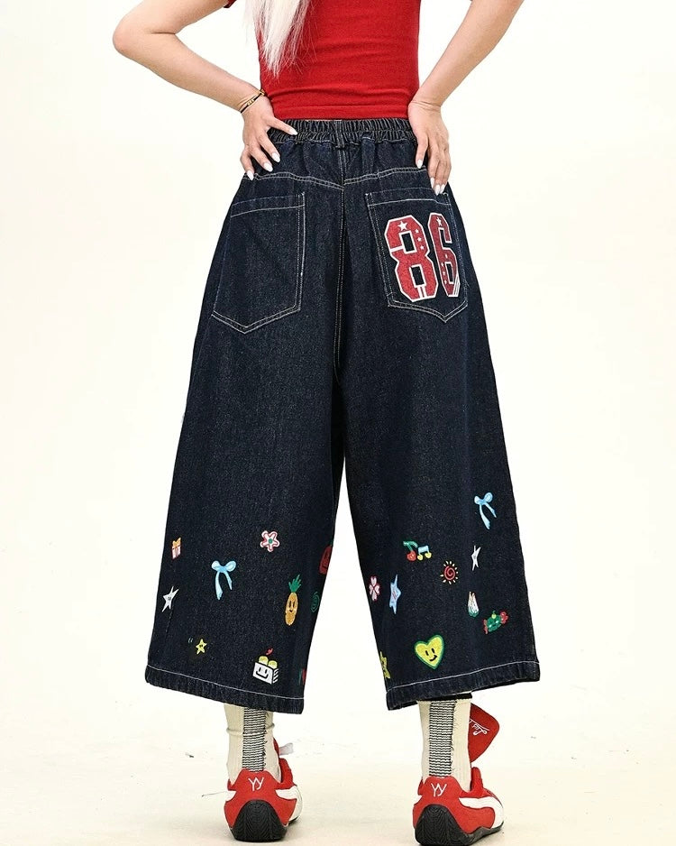 楽しいプリントのクロップドジーンズ