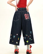 楽しいプリントのクロップドジーンズ