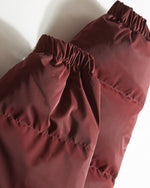 厚手のスタンドカラーダウンジャケット