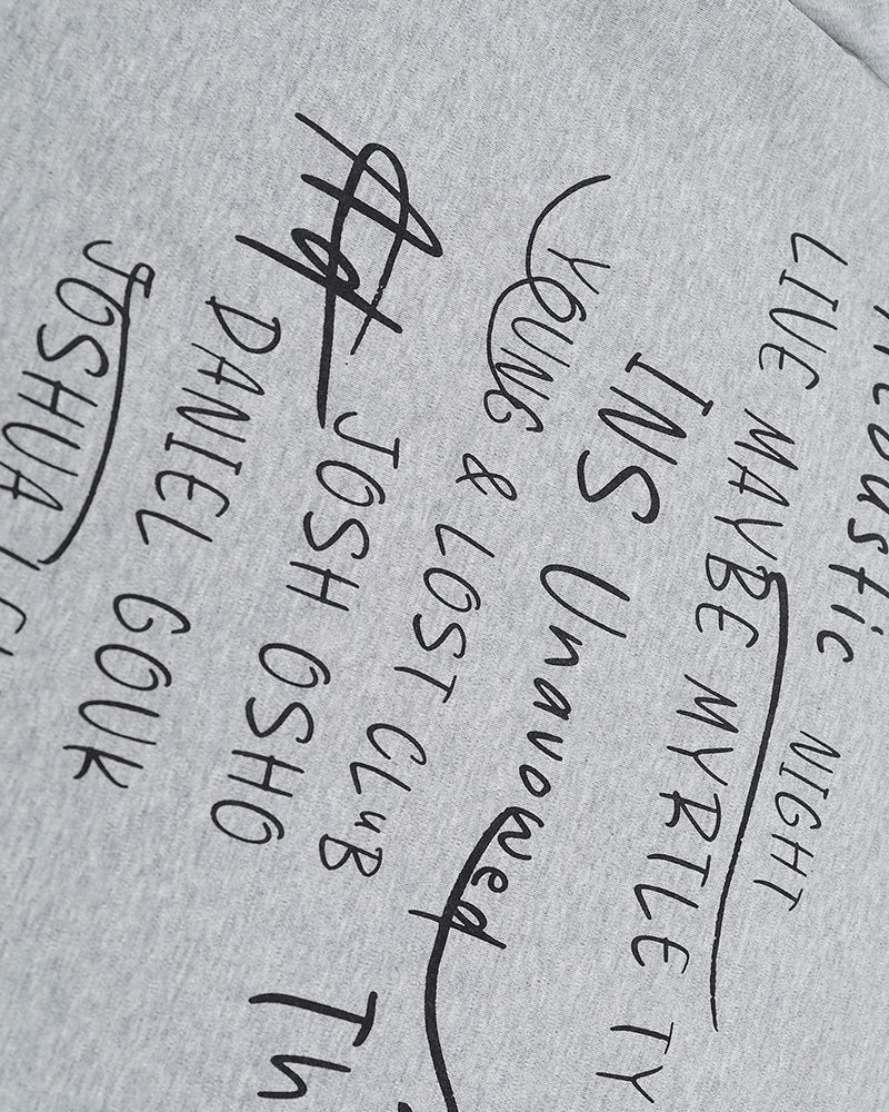 シンプルなデザインの半袖