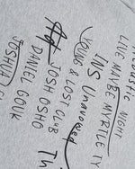 シンプルなデザインの半袖