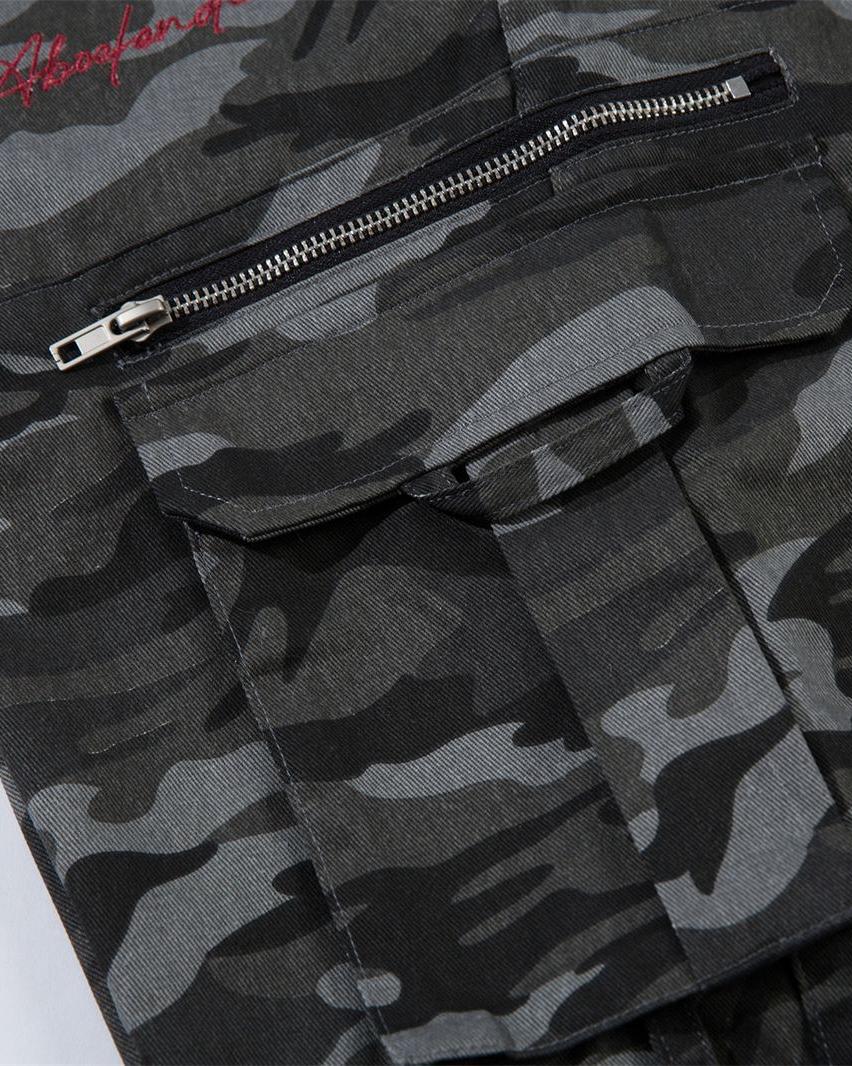 Vintage Multi-Pocket Camouflage Shorts