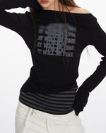 Long sleeves with off-shoulder pattern