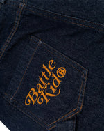 ボタン刺繍ジーンズ