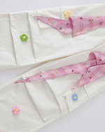 カジュアルな花柄ワイドレッグパンツ