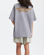 シンプルな刺繍の半袖