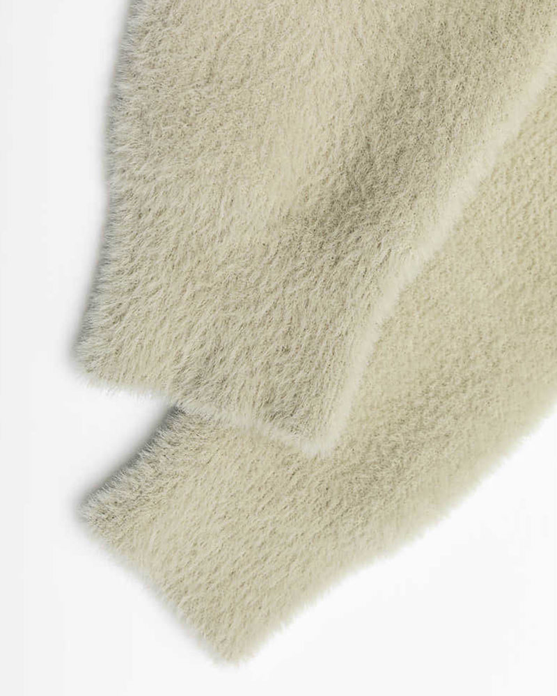 ゆったりとしたカップルセーター