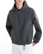 ゆったりとした無地のフード付きスウェットシャツ