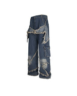 シンプルなウォッシュドジーンズ