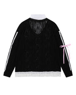 シンプルなニットセーター