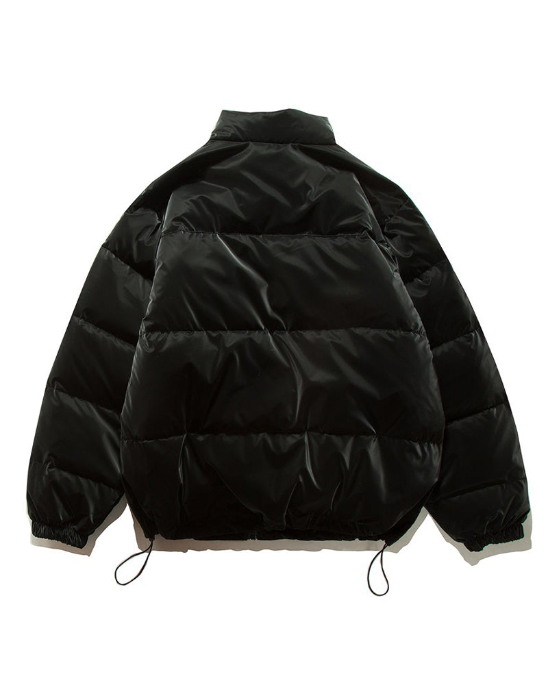 厚手のスタンドカラーダウンジャケット