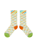 カラフルなパッチワークのオールマッチストライプソックス