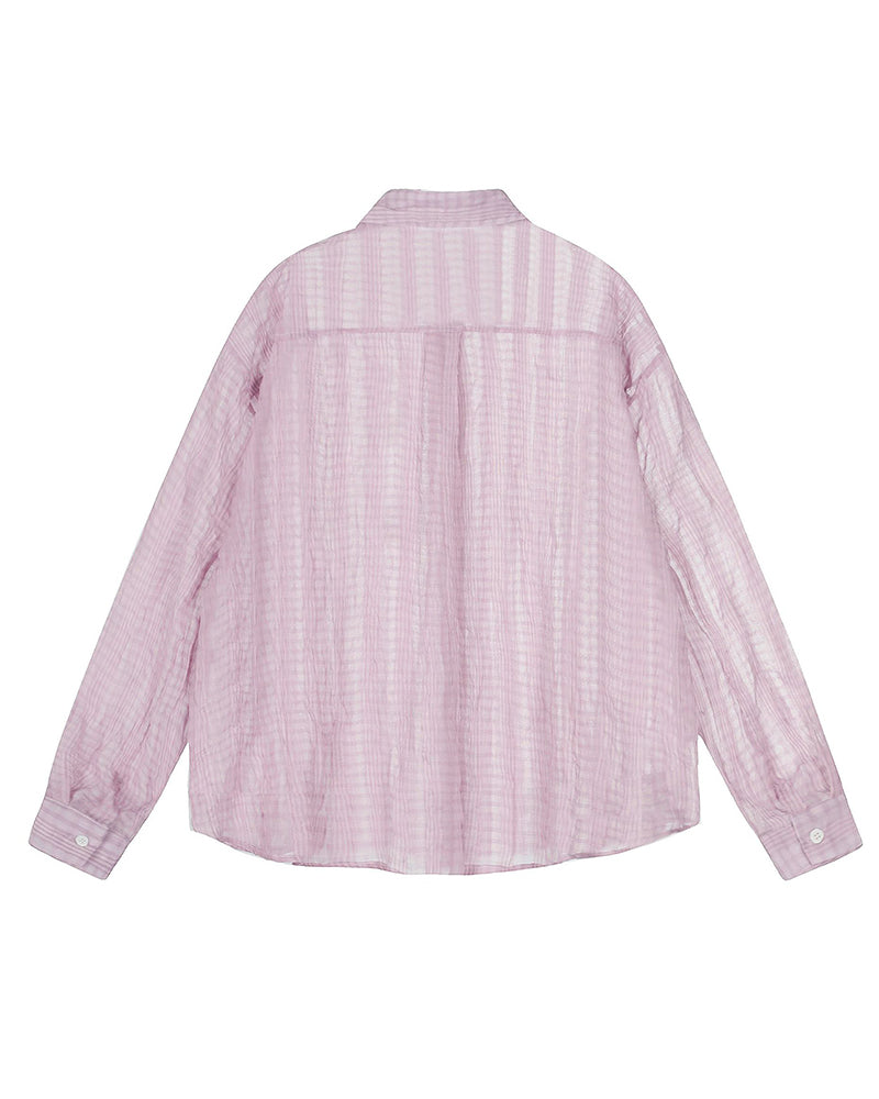 シンプルなゆったりチェックシャツ