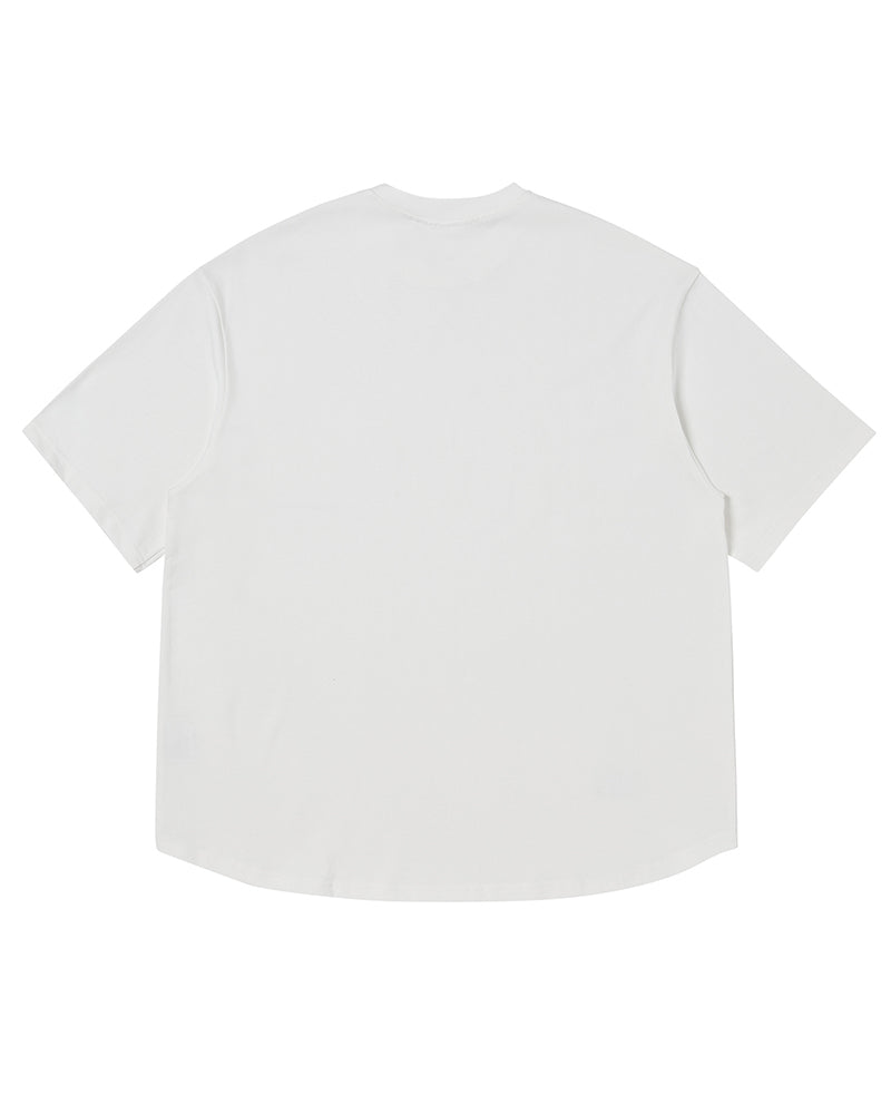 カジュアルな刺繍入りのゆったりとした半袖