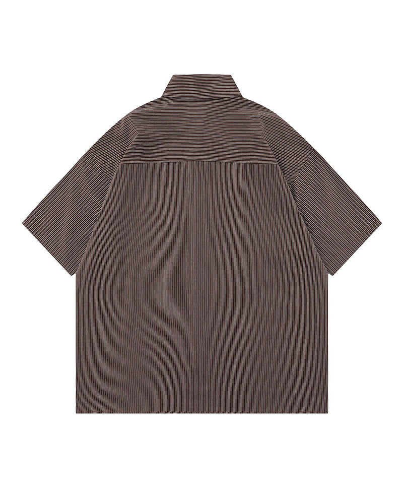 レトロなストライプの半袖シャツ