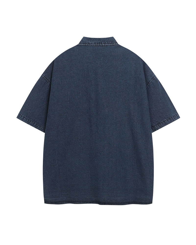 レトロな漫画の半袖シャツ