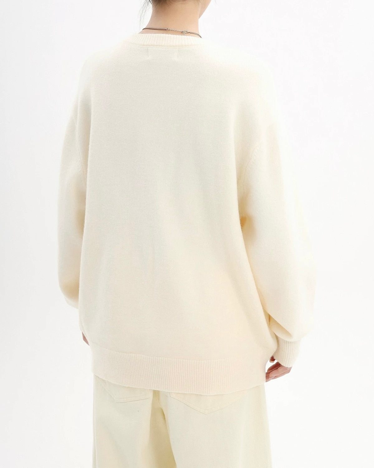 おもしろい子犬のクルーネックセーター