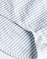 ストライプの半袖シャツ