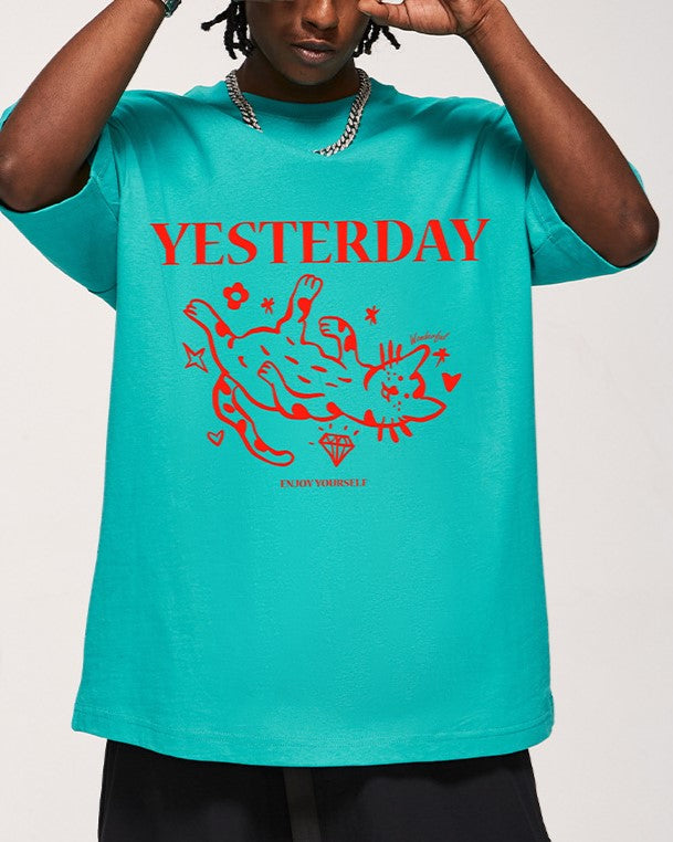 コントラストカラーの猫の半袖