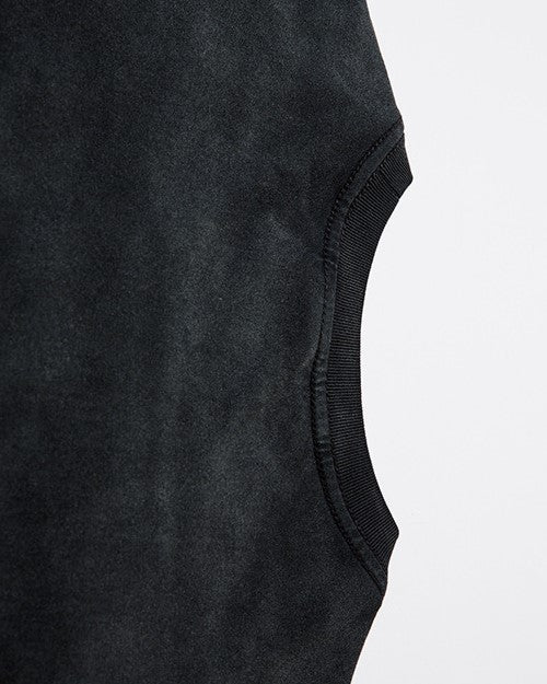 ウォッシュ加工のゆったりとした半袖