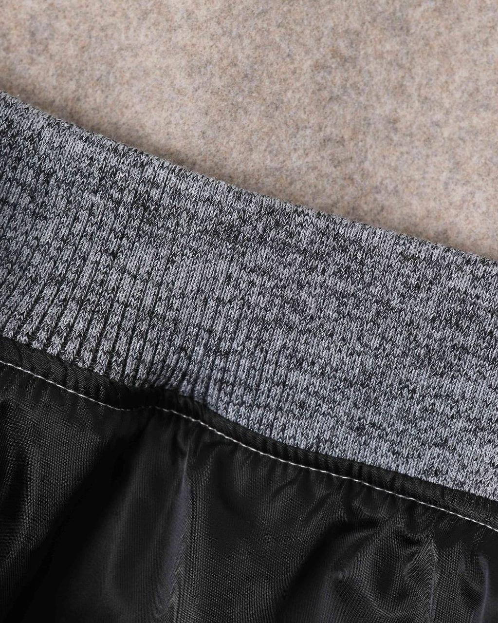 ゆったりとしたカップルジャケット