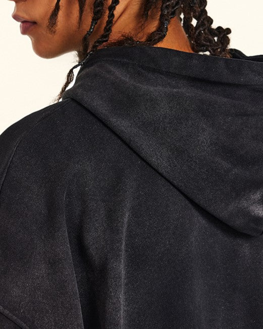 カジュアルなフード付きスウェットシャツ